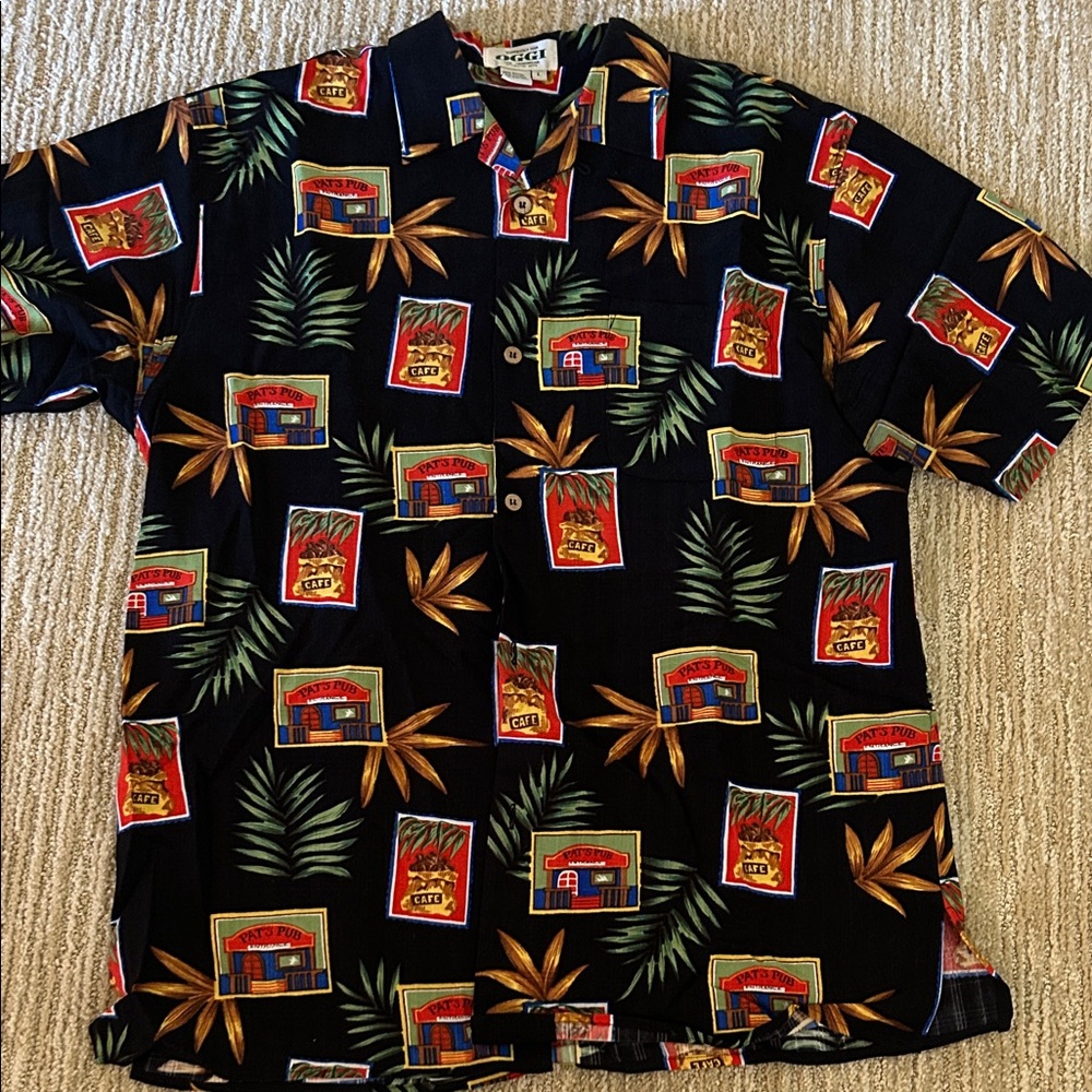 Men’s Oggi shirt in mint condition